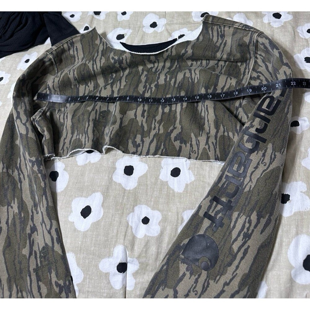 Carhartt camo cropped sweater - Picture 3 of 4